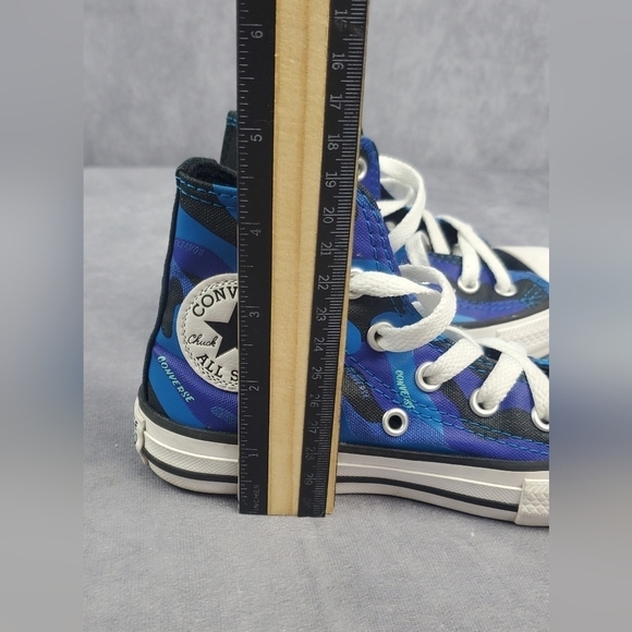 ConverseBoy's Chuck Taylor All Star Hybrid Camo Sneakers little boy size 11 - Picture 10 of 13